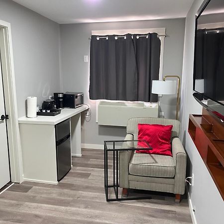 Bethel Hotel Elk Point Екстер'єр фото