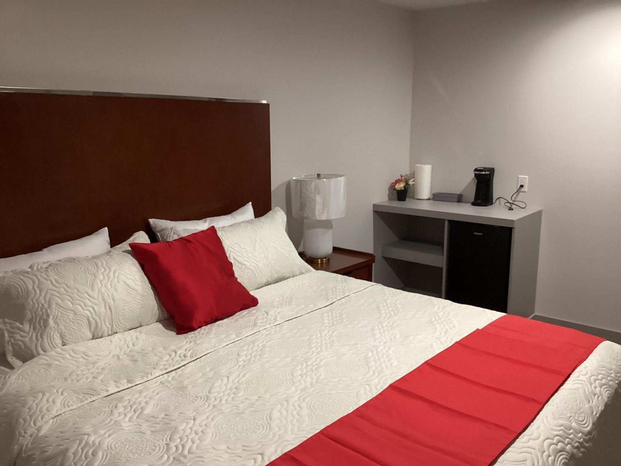 Bethel Hotel Elk Point Екстер'єр фото